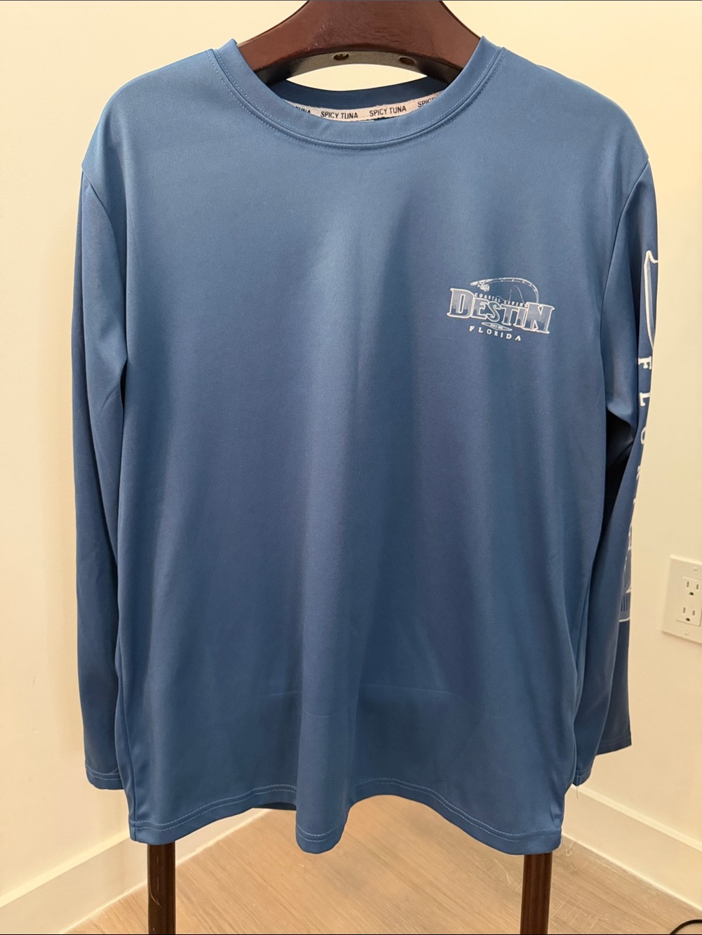 Spicy Tuna Long Sleeved Florida Graphic Tee.  Sz L
